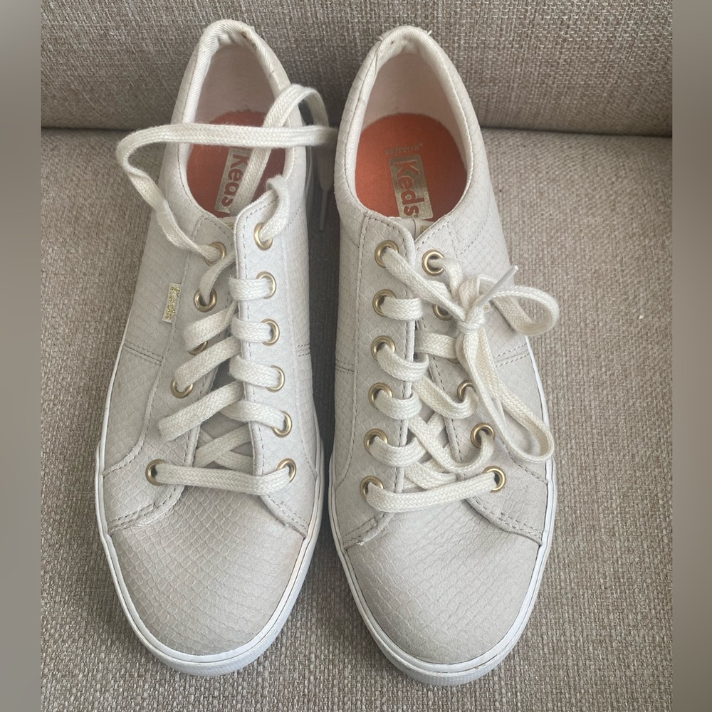 Beige leather platform Keds